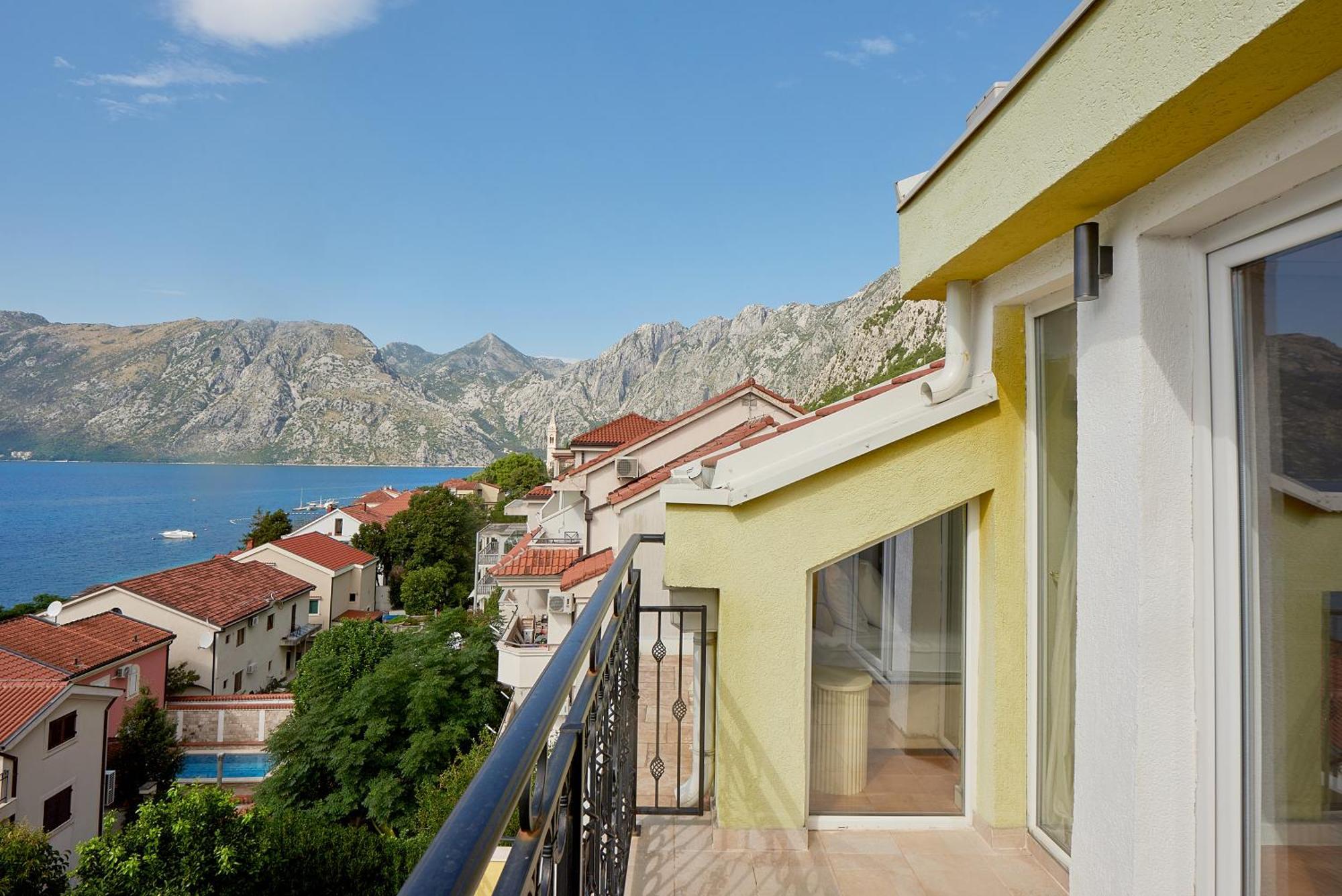2Montenegro Mimoza Apartments Dobrota Zewnętrze zdjęcie