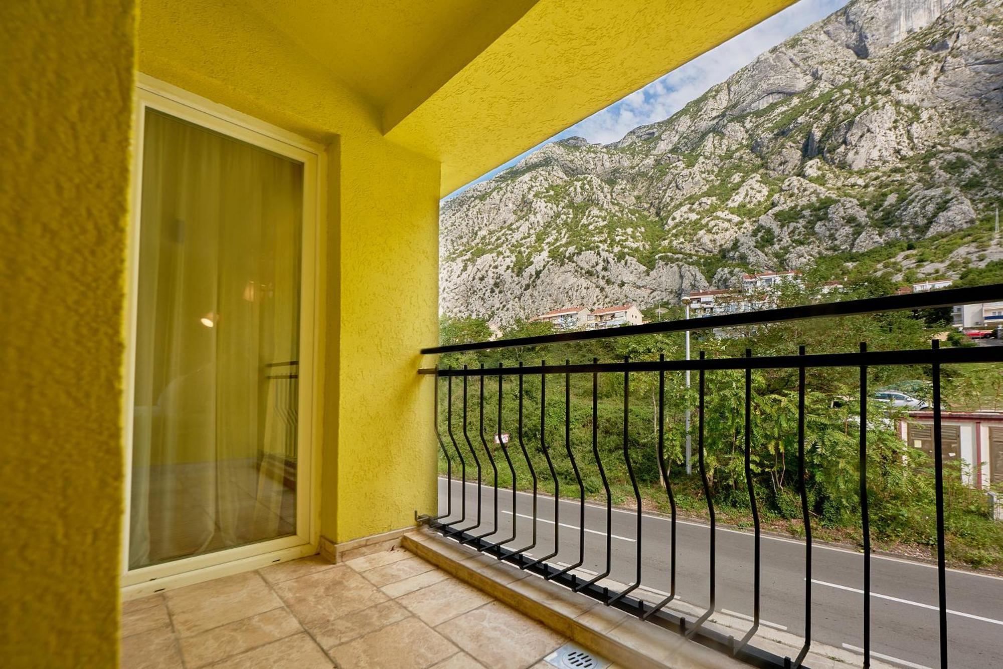 2Montenegro Mimoza Apartments Dobrota Zewnętrze zdjęcie