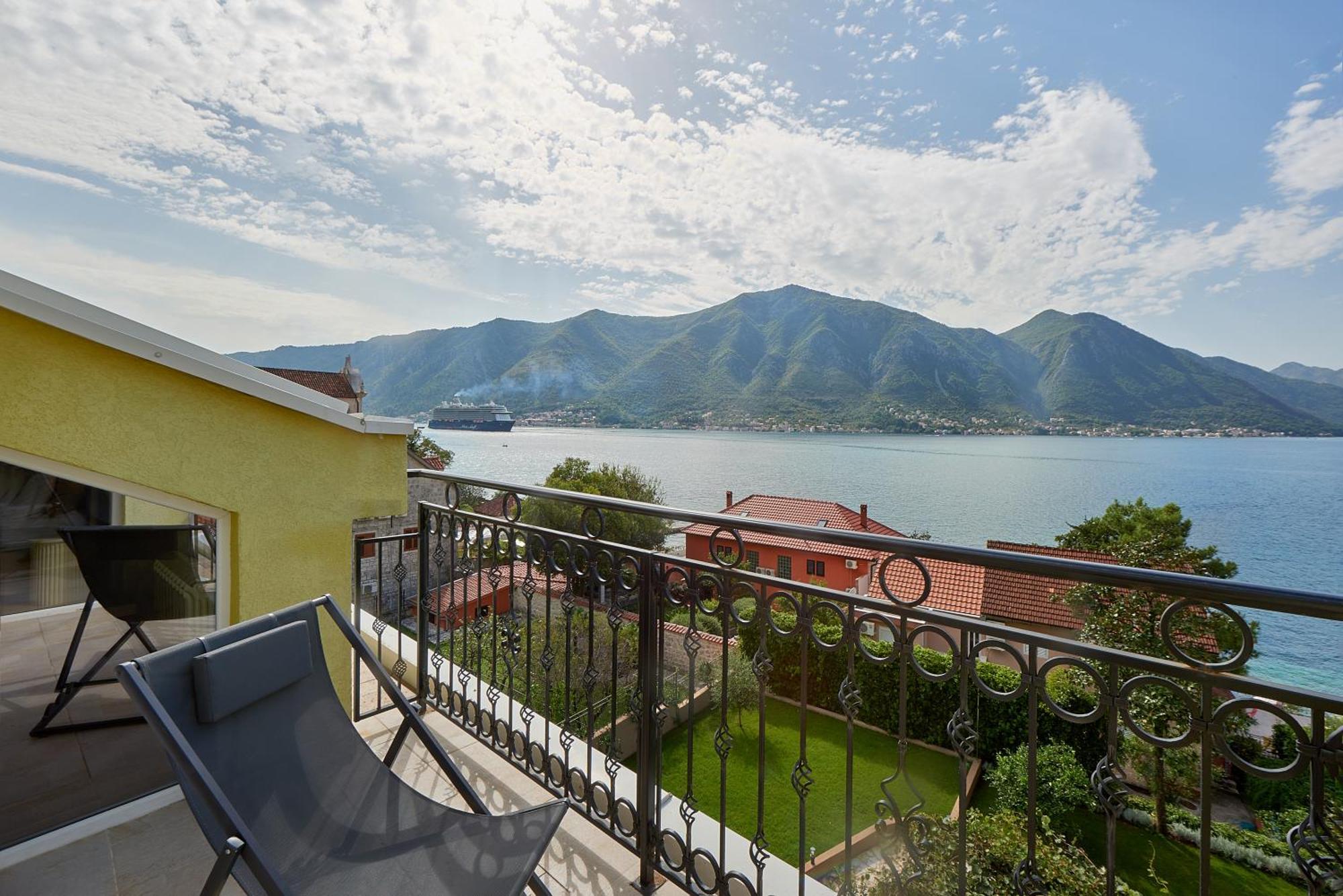 2Montenegro Mimoza Apartments Dobrota Zewnętrze zdjęcie