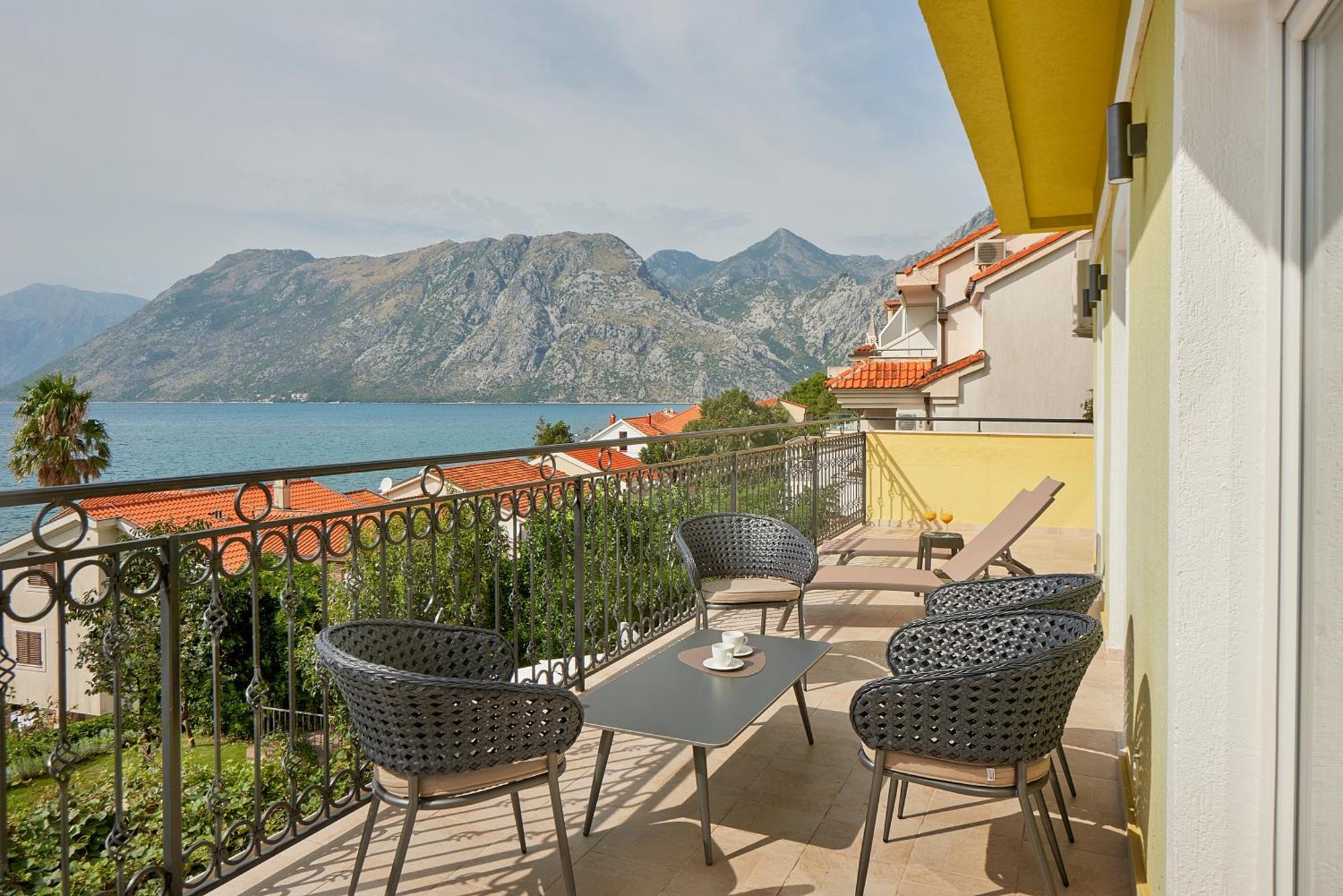 2Montenegro Mimoza Apartments Dobrota Zewnętrze zdjęcie