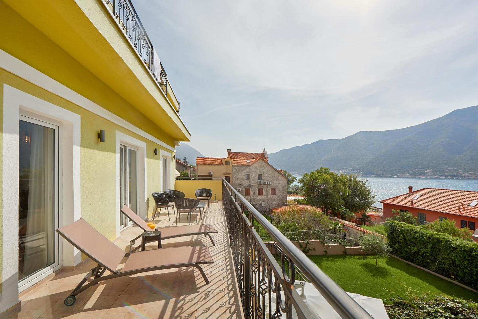 2Montenegro Mimoza Apartments Dobrota Zewnętrze zdjęcie